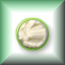 MOISTURE PARADISE™ BOUQUET Moisturizer with HA, OptiMSM, DMAE, & Plant Extracts